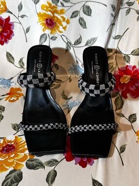 CHINESE LAUDRY- Black Beaded Checkered Pattern Heeled Slide Sandals size 8.5